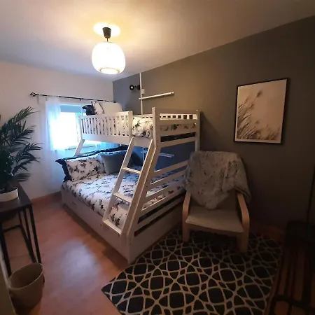 No1 Harbour View Apartment *